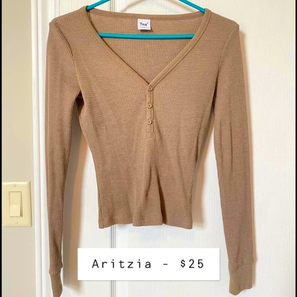 Aritzia Shirt - Picture 1 of 1